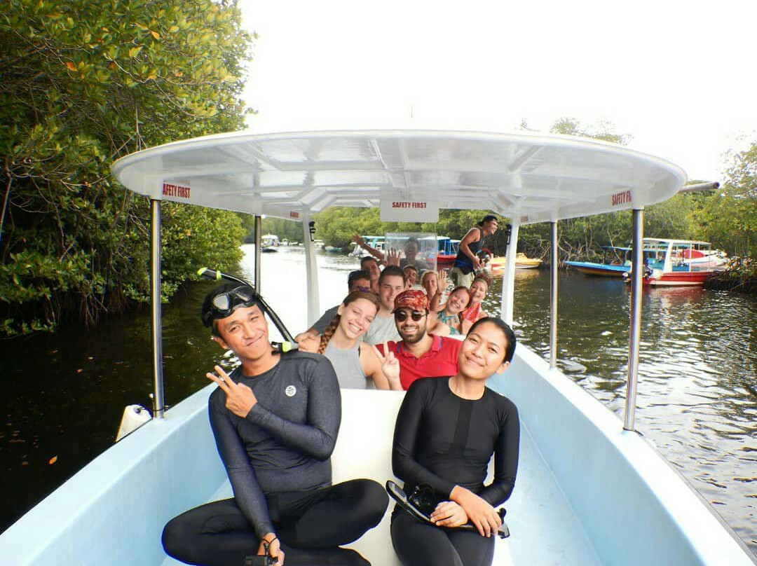 Penida Snorkeling Tour-克隆孔必去景点