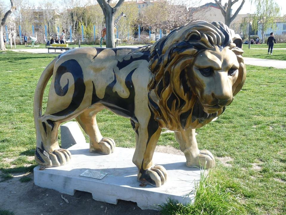 Art Zoo Istres景点图片