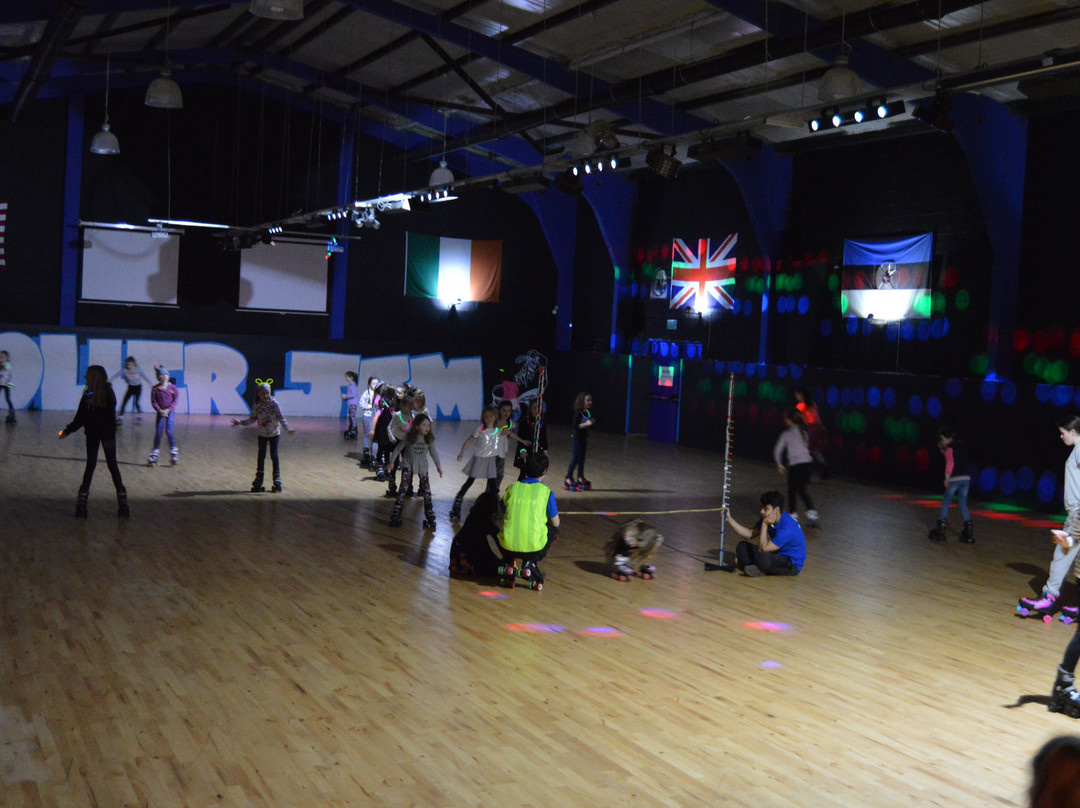 RollerJam Roller Skate Rink-利默里克必去景点