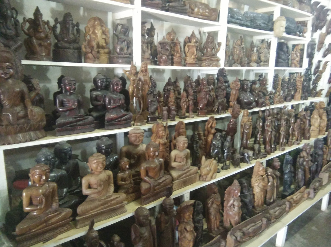 Ranjiths Carving and Batik Museum-卡卢特勒必去景点