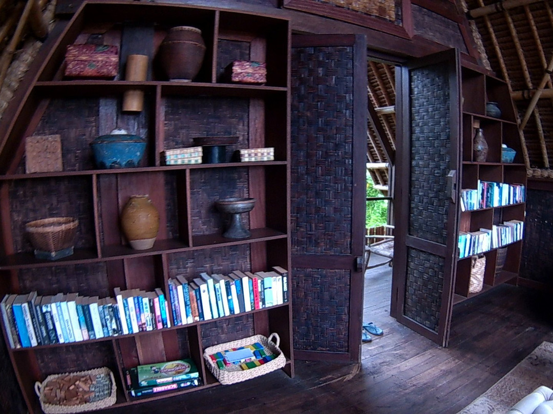 捷瓦贝罗亚马海滩营地酒店主图