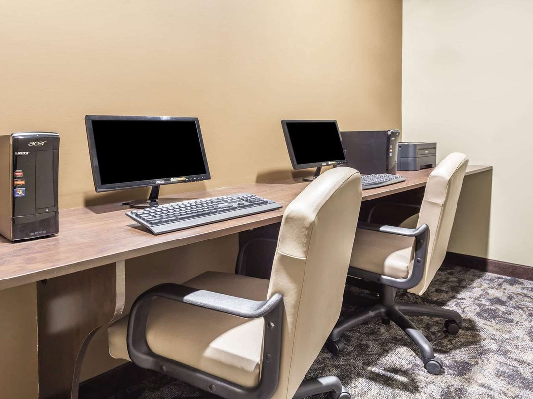 Microtel Inn & Suites by Wyndham Timmins主图