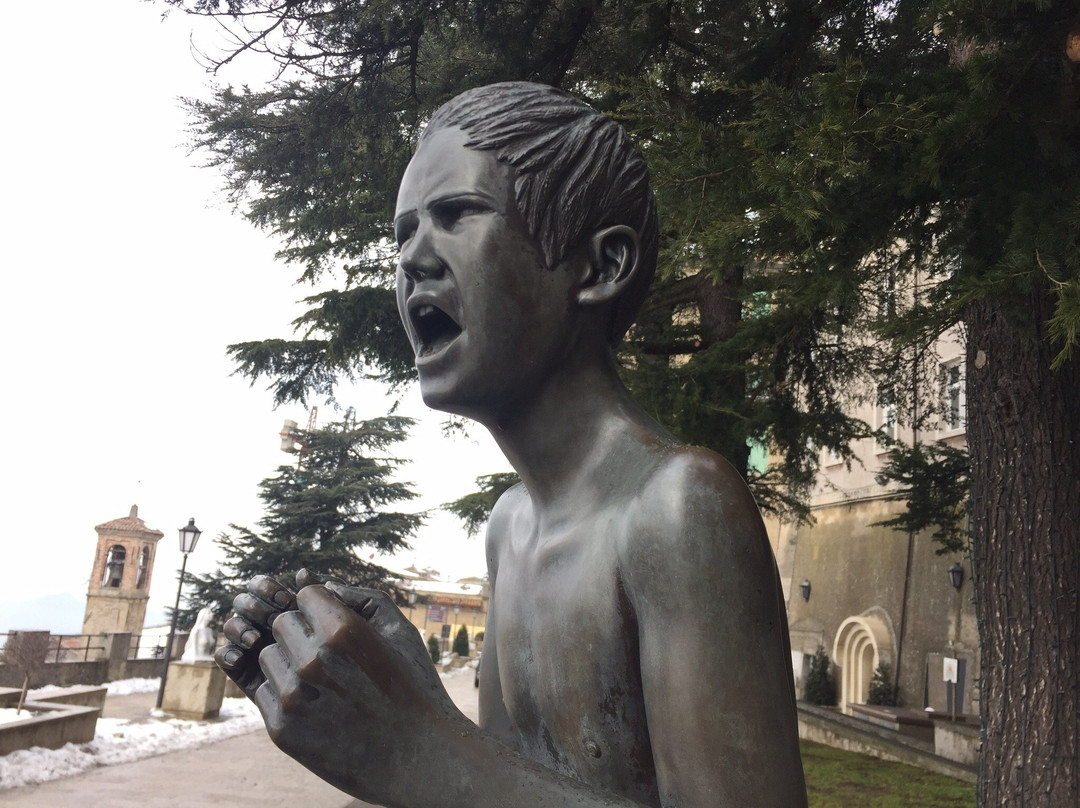 Children of Beslan Statue景点图片