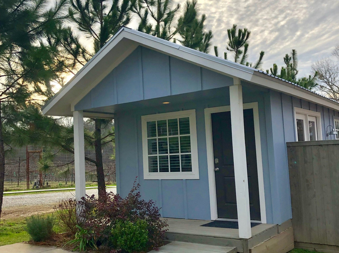 High Hill Farm主图