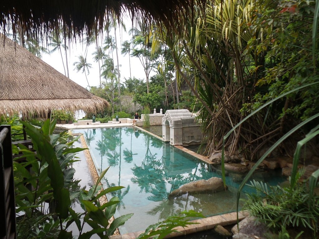 卡马拉雅酒店主图