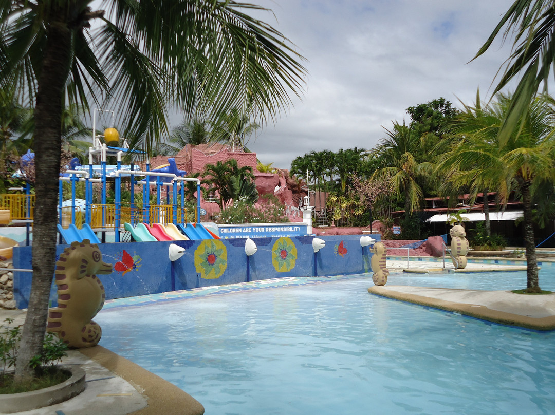 Intosan Beach Resort主图