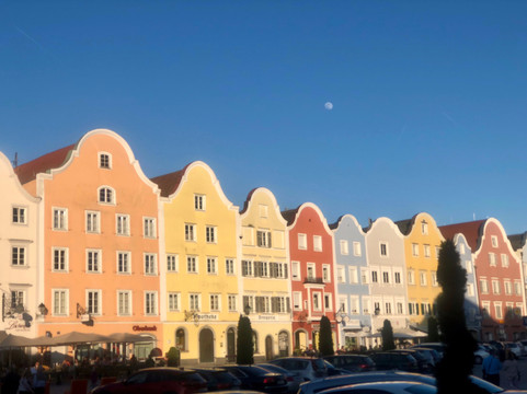 Oberer Stadtplatz, Silberzeile-莎丁必去景点