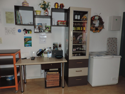 怀旧公寓酒店主图