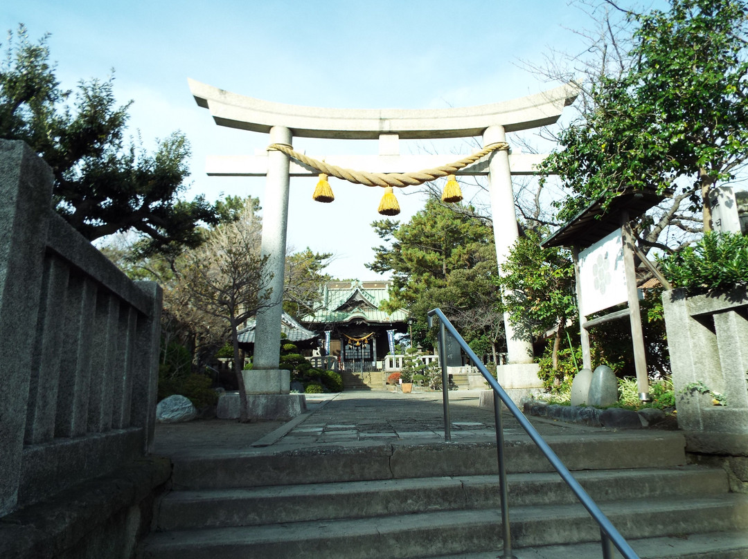 Dairokuten Shrine景点图片