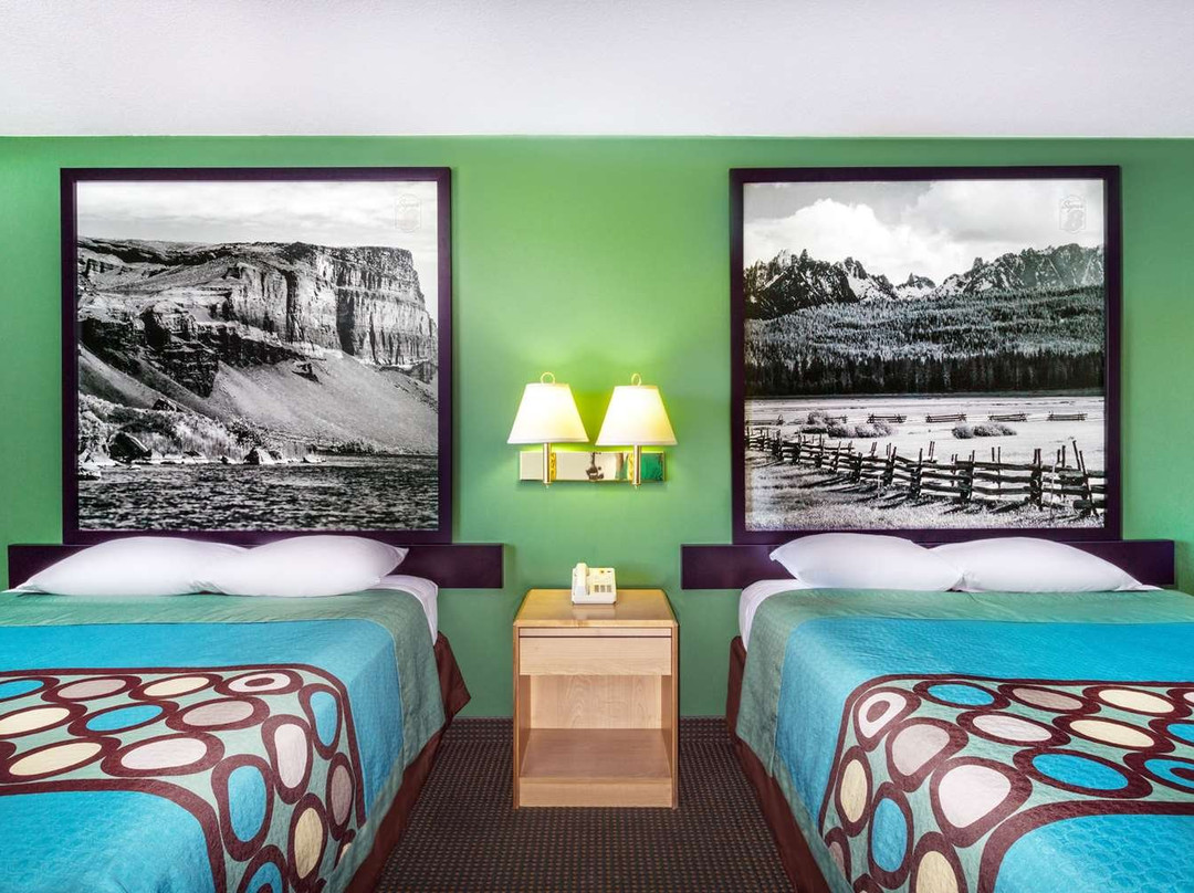 Super 8 by Wyndham Heyburn/Burley Area主图