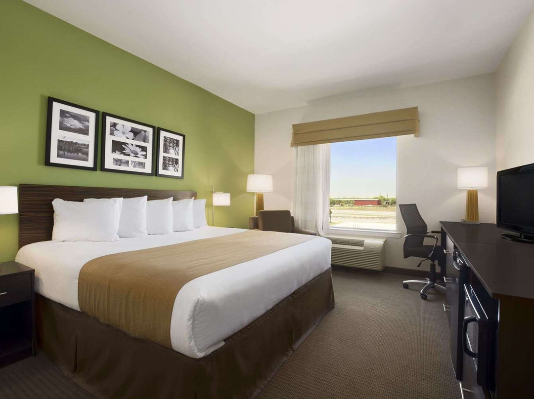 Petrostay Inn & Suites Cotulla主图