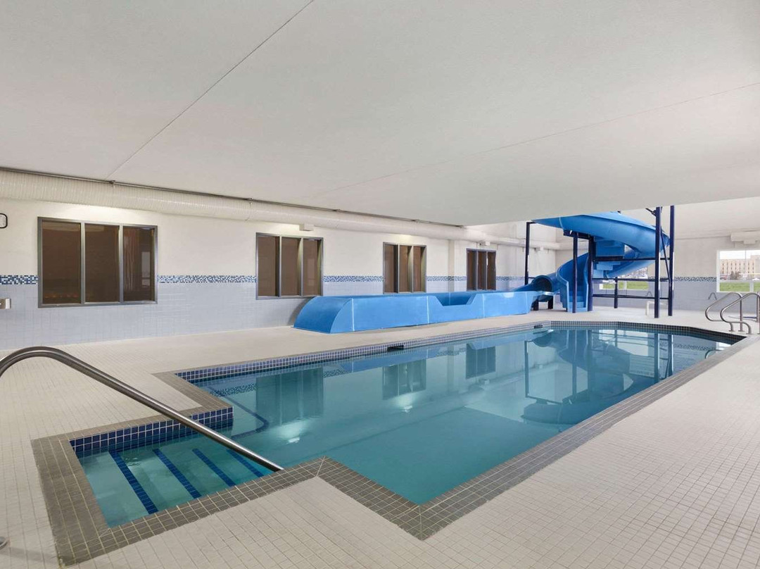 Days Inn & Suites By Wyndham Yorkton主图