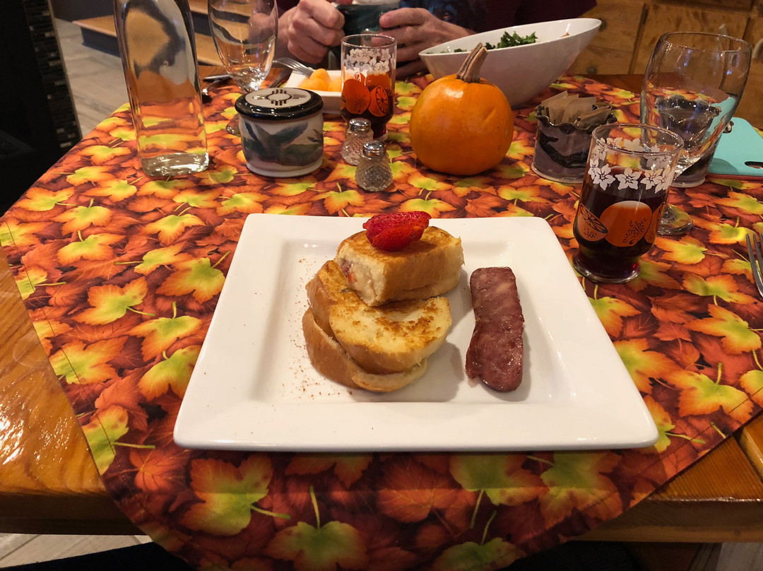 Good Medicine Lodge主图