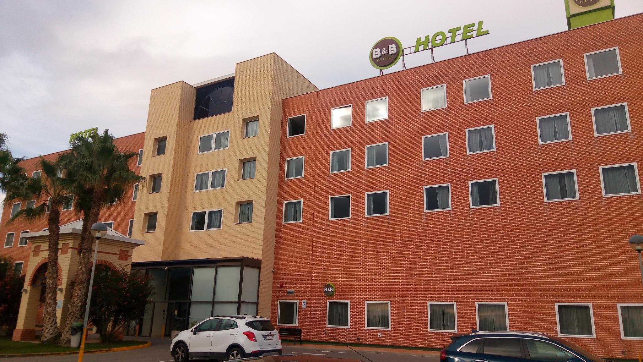 B&B Hotel Alicante-浴室