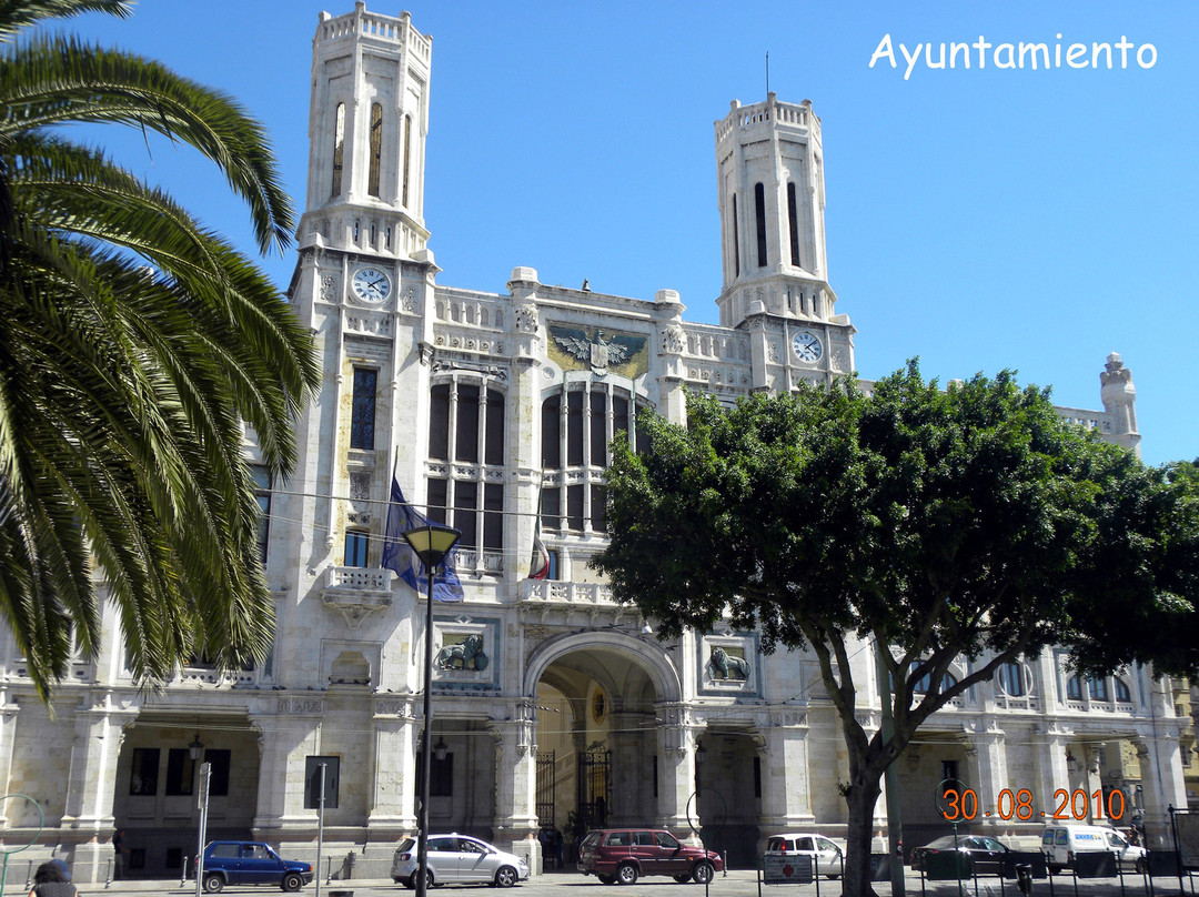 Palazzo Civico-卡利亚里省必去景点