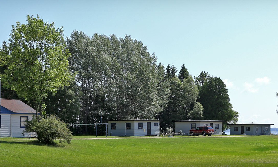 Stemac's Bayview Cabins