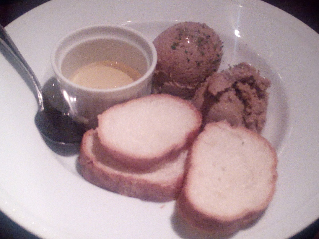 トラットリア トレビアンカ