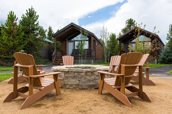 黄石探索者小屋-官方