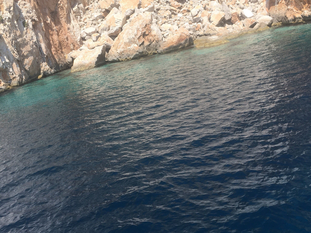 G & G-Hydra Town必去景点