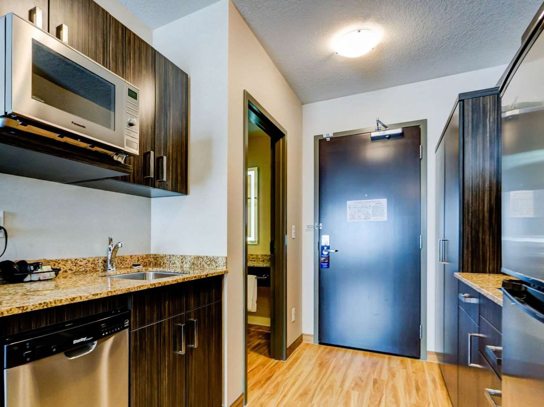 Best Western Plus Drayton Valley All Suites主图