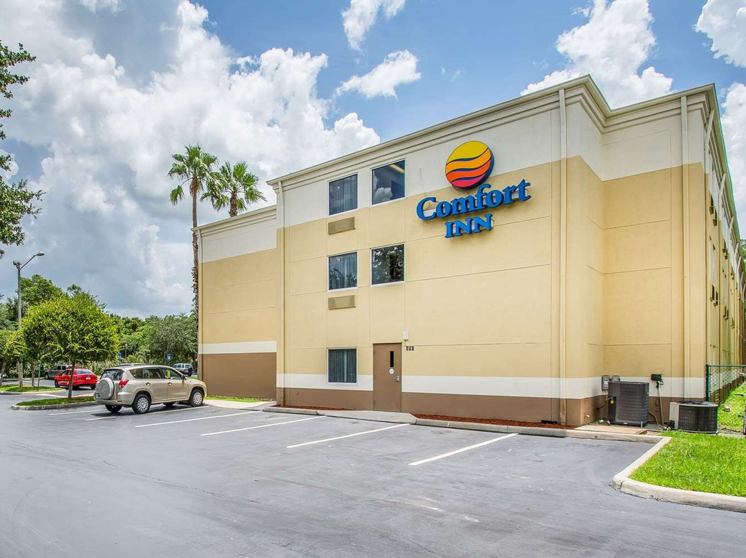 Comfort Inn & Suites Deland - Near University主图