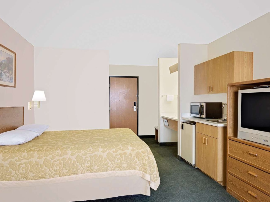 Super 8 by Wyndham Battle Mountain主图