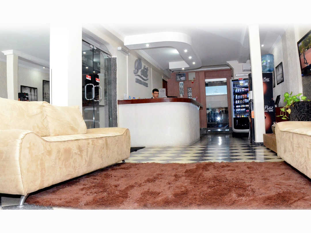 Petit Rivera Hotel主图