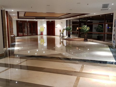 经律论国际酒店主图