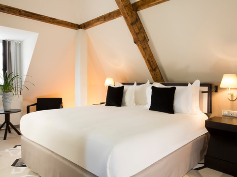 十五号精品酒店主图