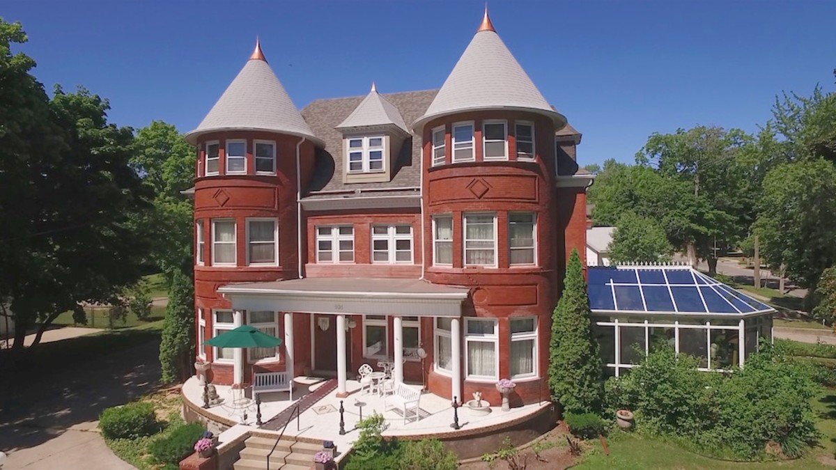 The Dempsey Manor B&B-官方