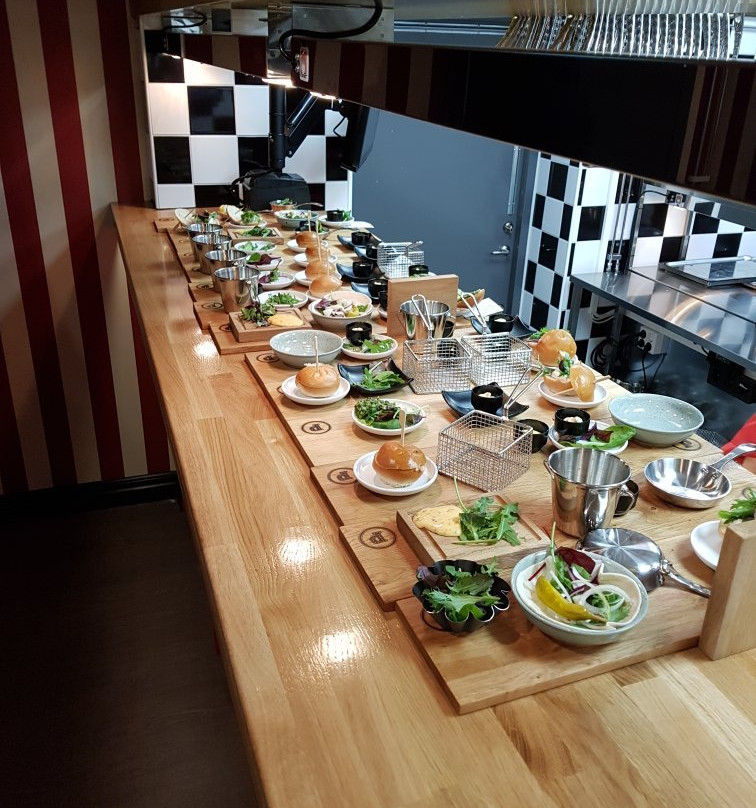 Pinchos Motala
