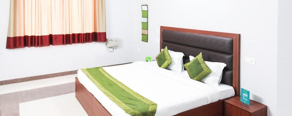 OYO 28416 Ananya Royals主图