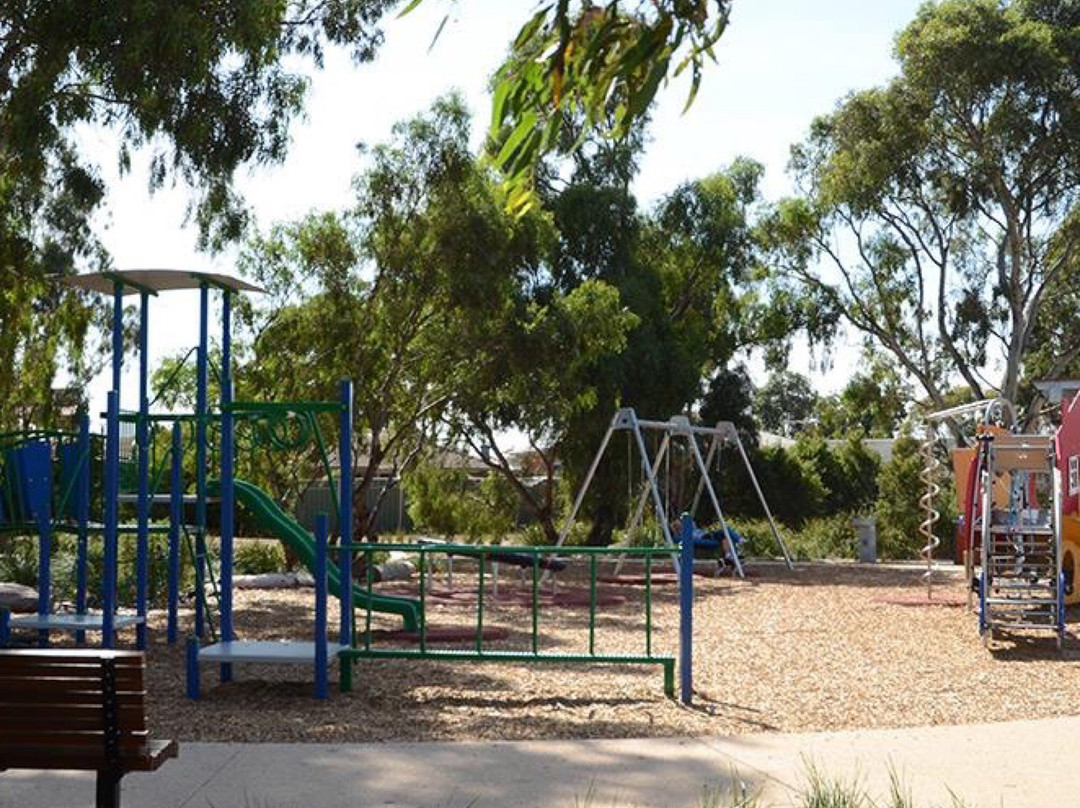 Prince of Wales Park Playground景点图片