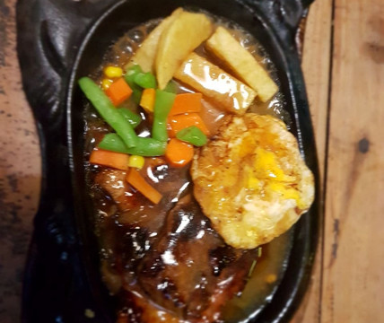 Kampoeng Steak