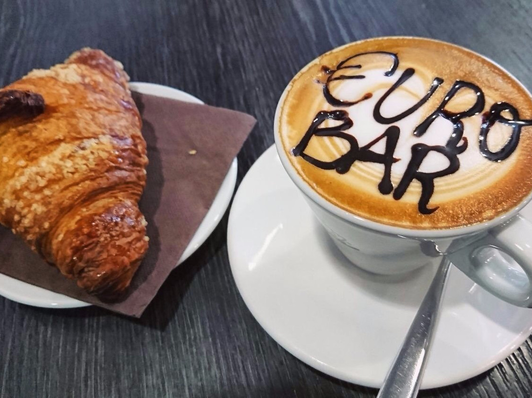 EuroBar-格拉韦多纳必去景点