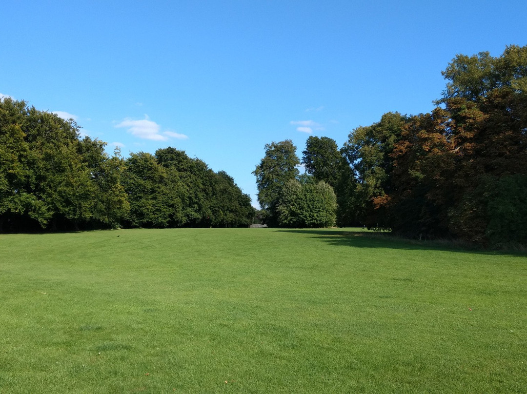 Goddington Park景点图片