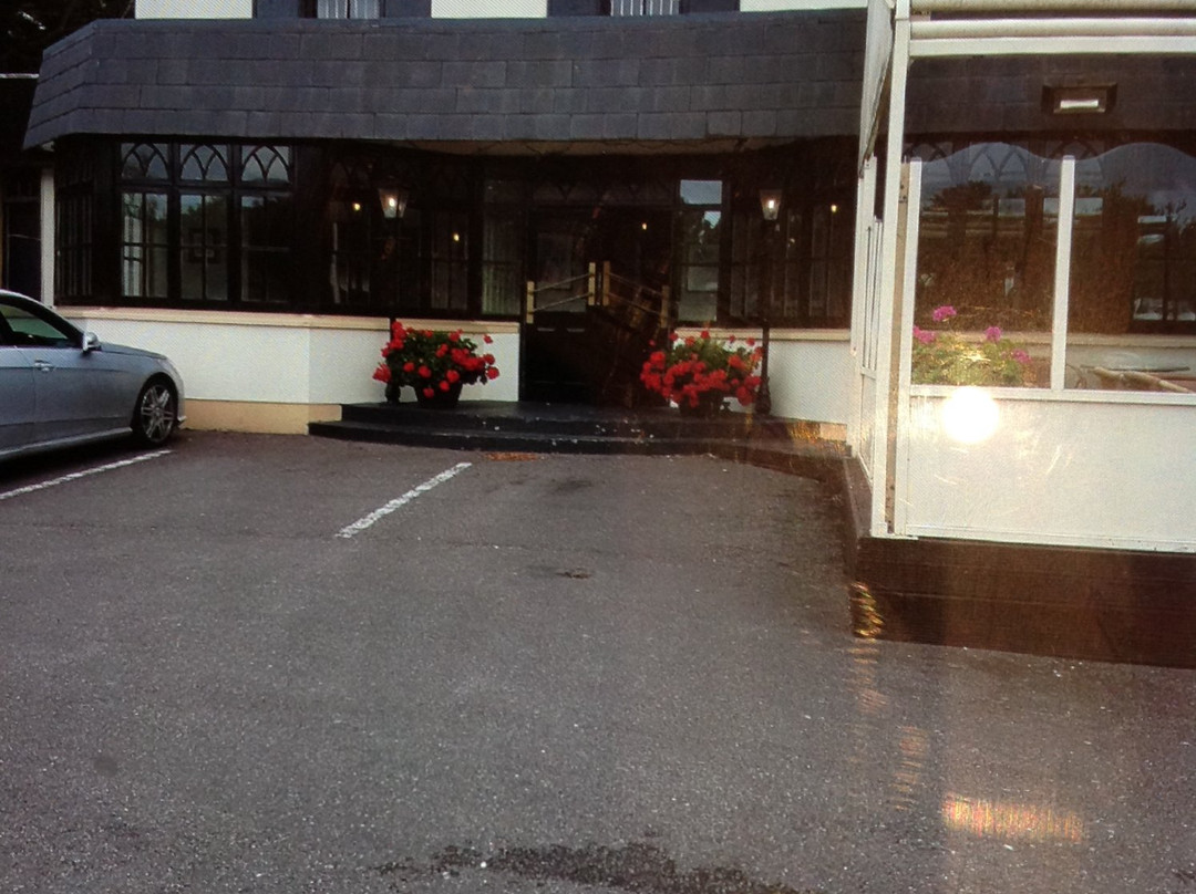 Adrigole餐馆和美食-Island Gate