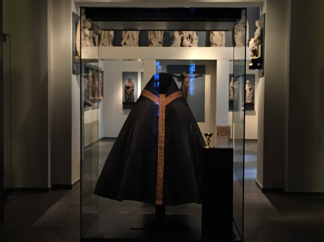 Domschatzkammer und Diözesanmuseum-奥斯纳布吕克必去景点