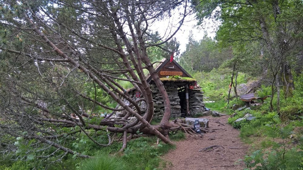 Uglesaetra at Dimnoya-Ulstein Municipality必去景点