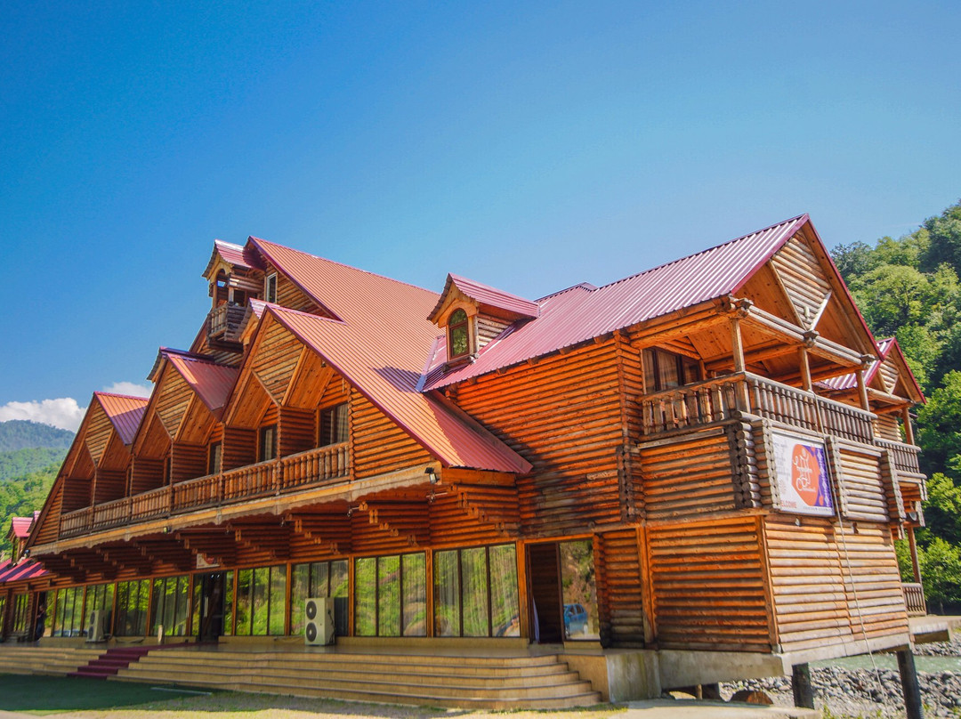 Zeda Akhalsheni酒店住宿-Hotel Chveneburi