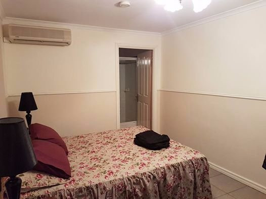 Liddelow on Avon主图