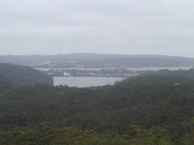 Staples Lookout-Woy Woy必去景点