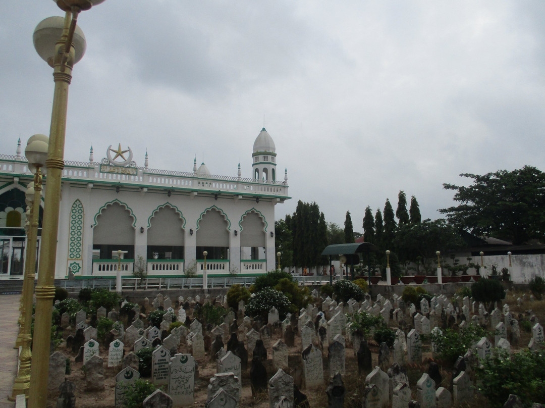 Mosque Jamiul Azhar-朱笃必去景点