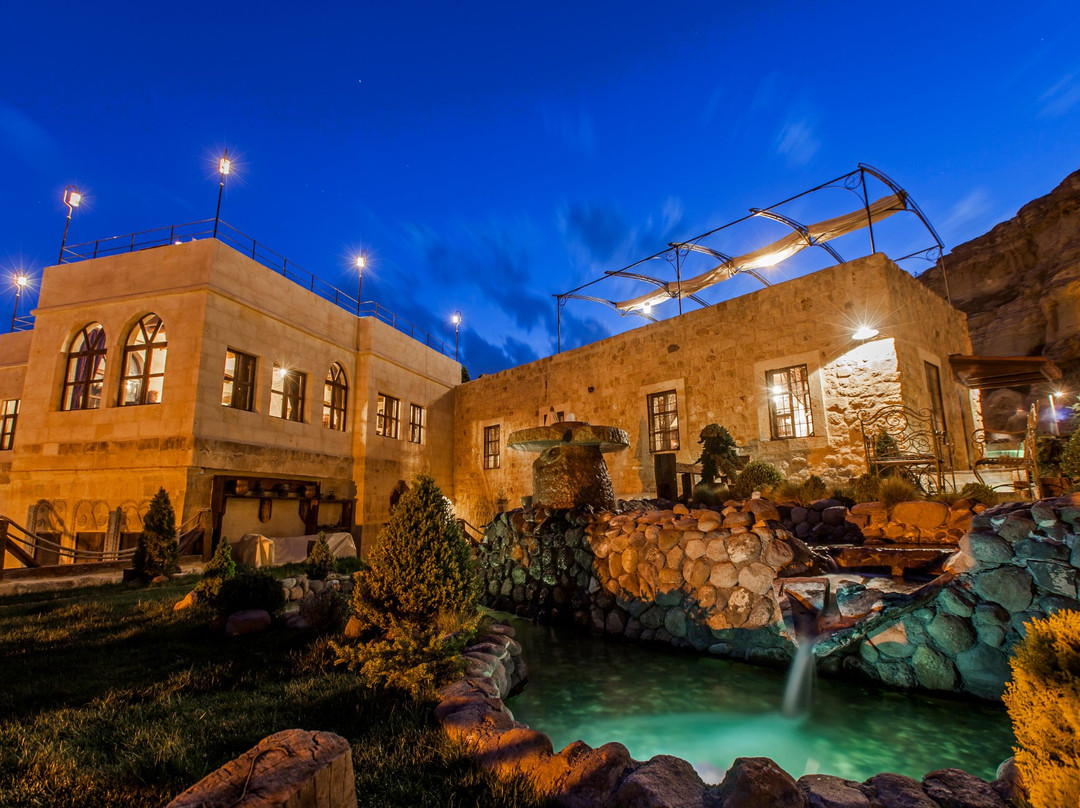 Caverna Restaurant