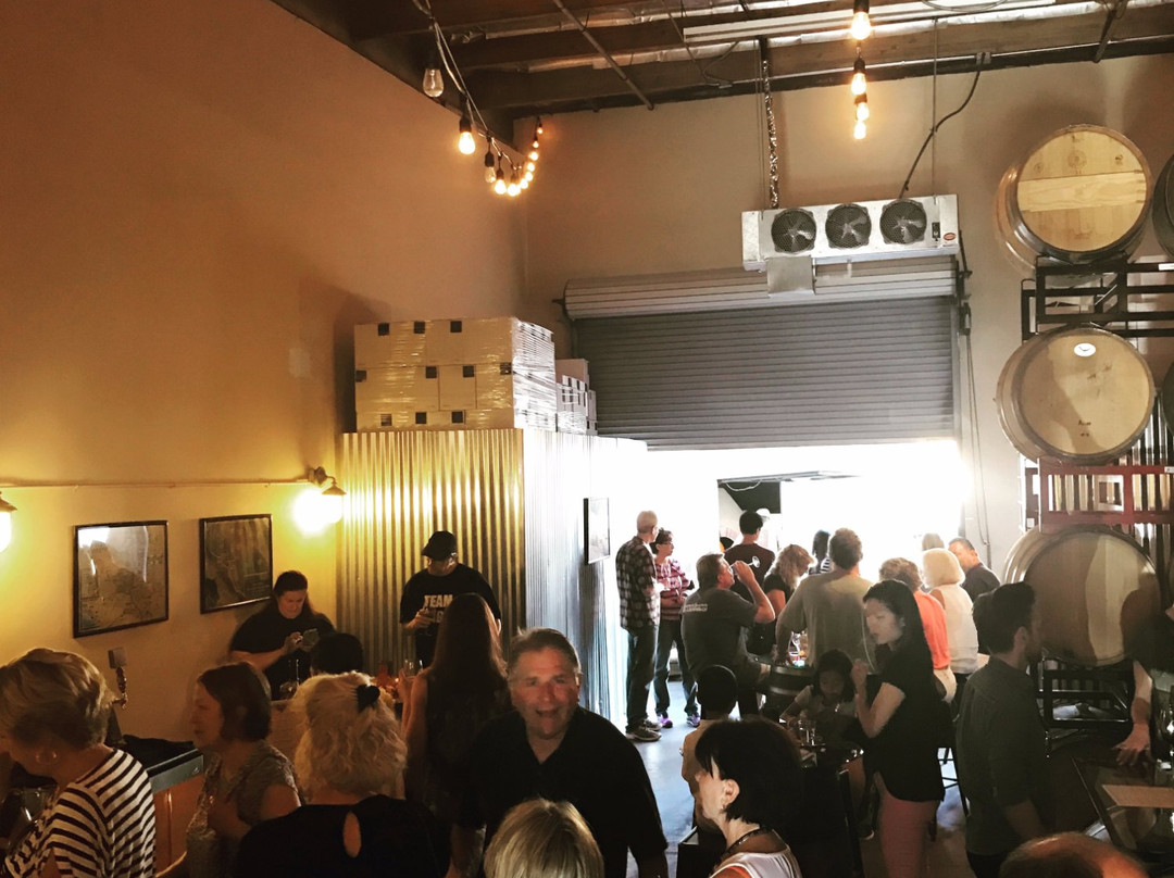 Frisby Cellars Winery-莱克福里斯特必去景点