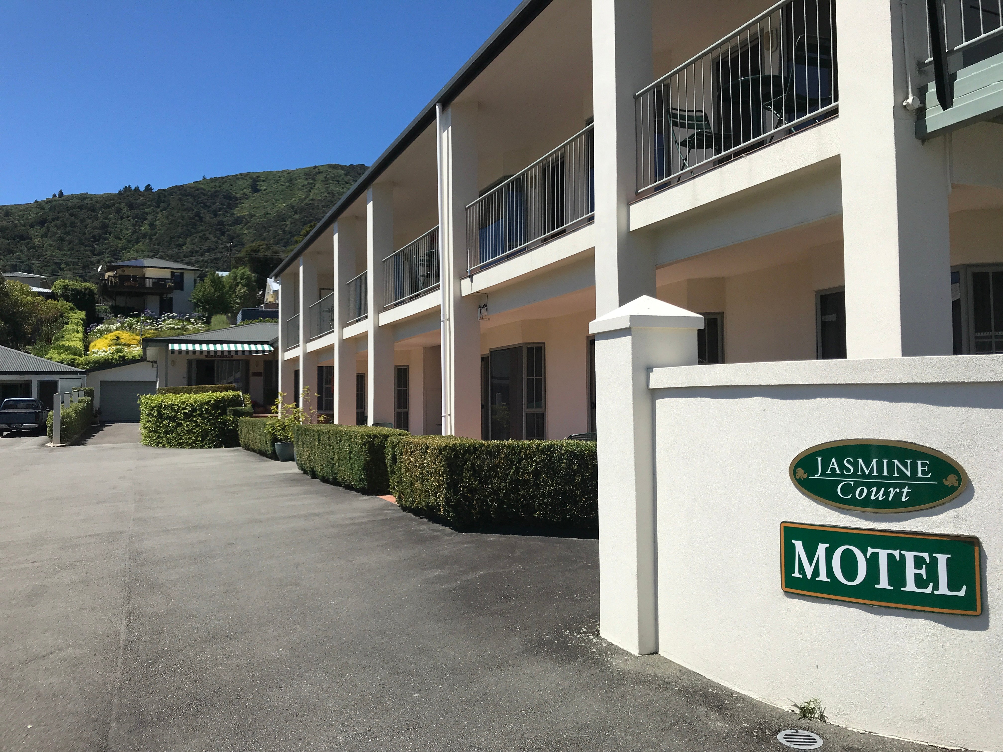 Jasmine Court Motel-浴室