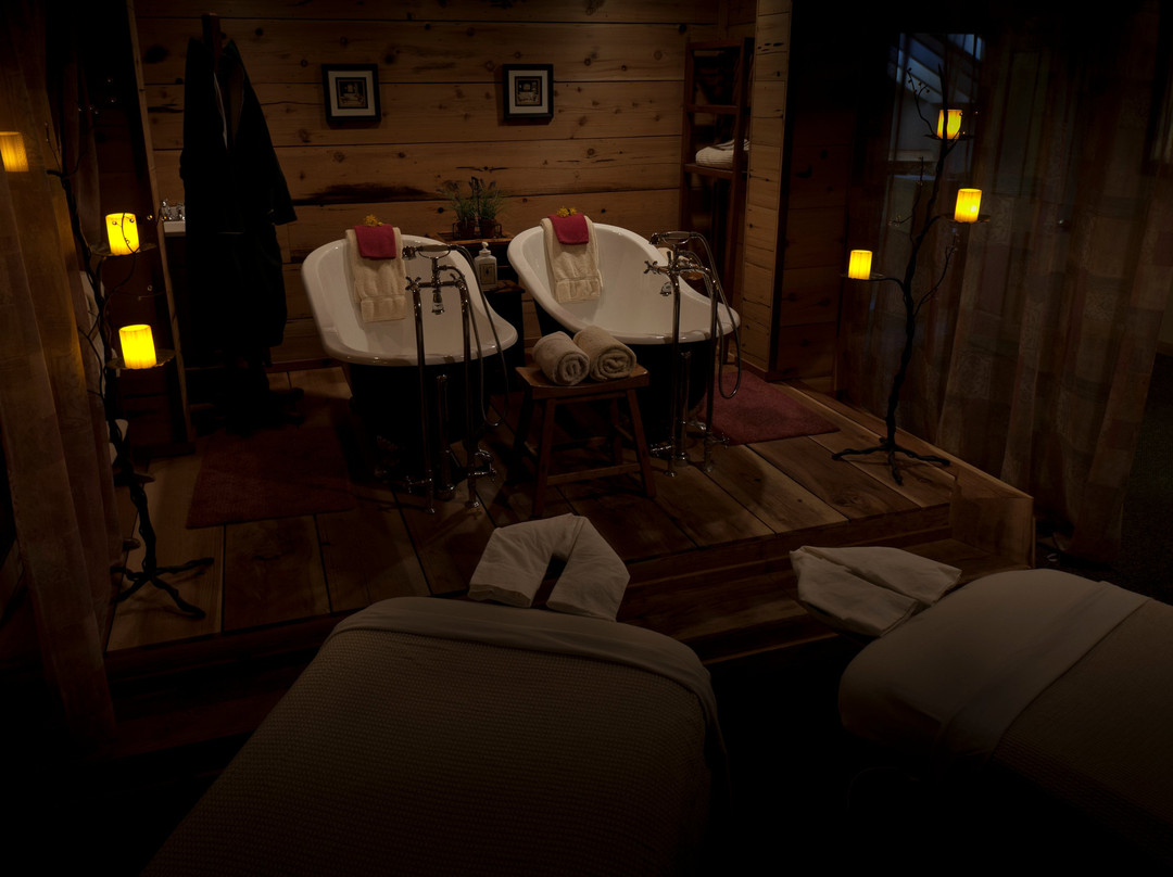 Creekside Spa-六月湖必去景点