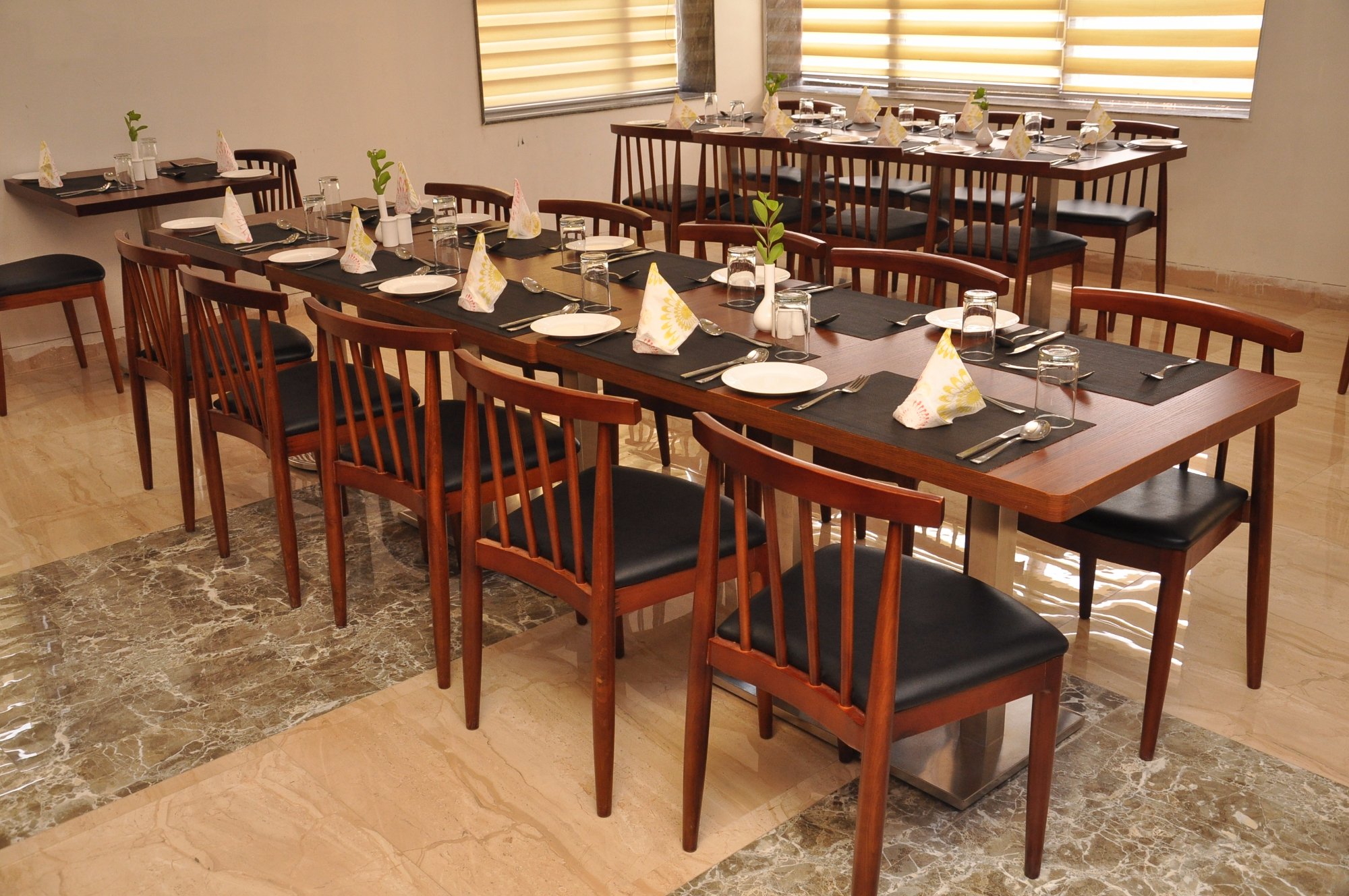 Hotel Kaushal International-餐饮