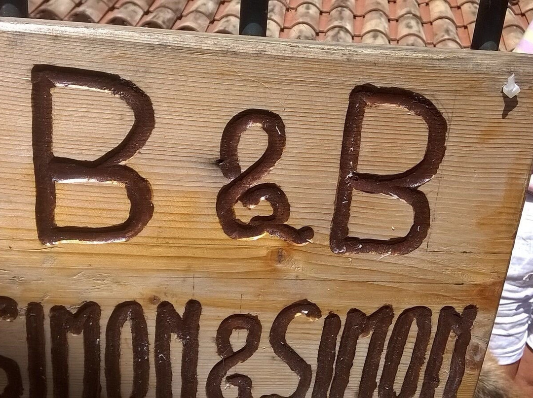 B&B Simon & Simon主图