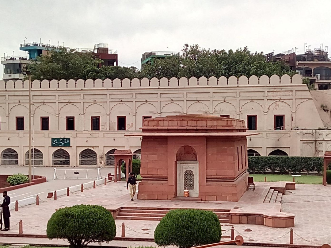 Tomb of Muhammad Iqbal-拉合尔必去景点